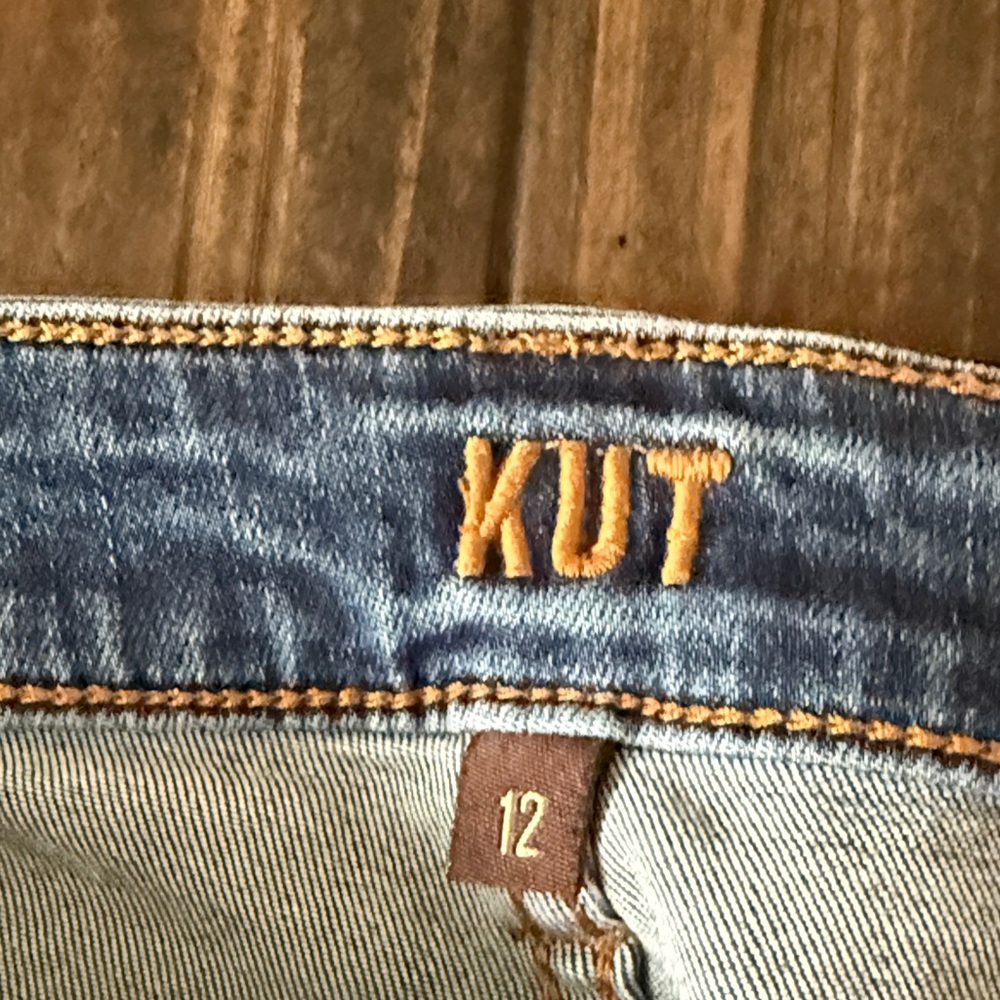 KUT Women's cropped Jeans- excellent condition - Picture 2 of 6